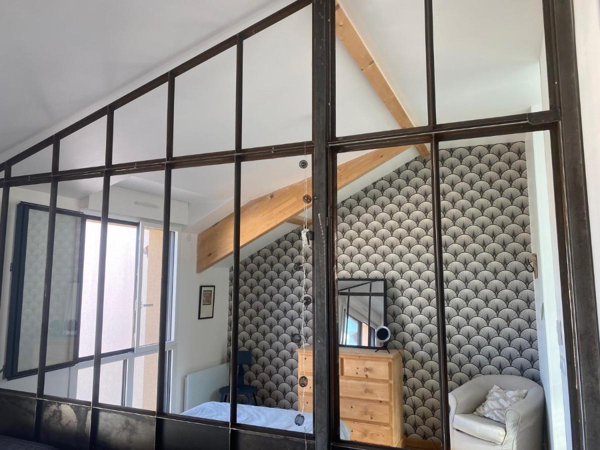 Апартаменти Loft Avec Terrasse Pour 4 Pers A 3Km Du Circuit Avec Garage Au Calme Ле-Ман Екстер'єр фото
